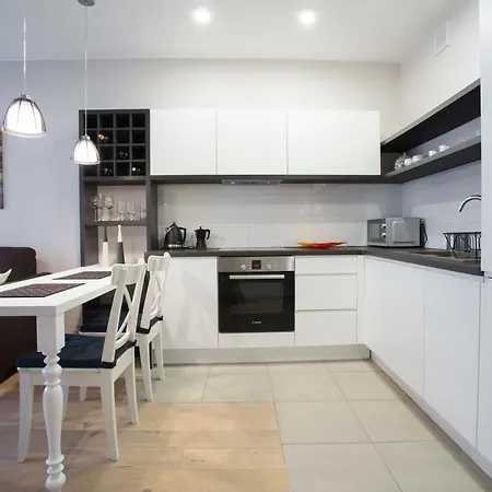 Baron Lux Old Town Apartment דירה